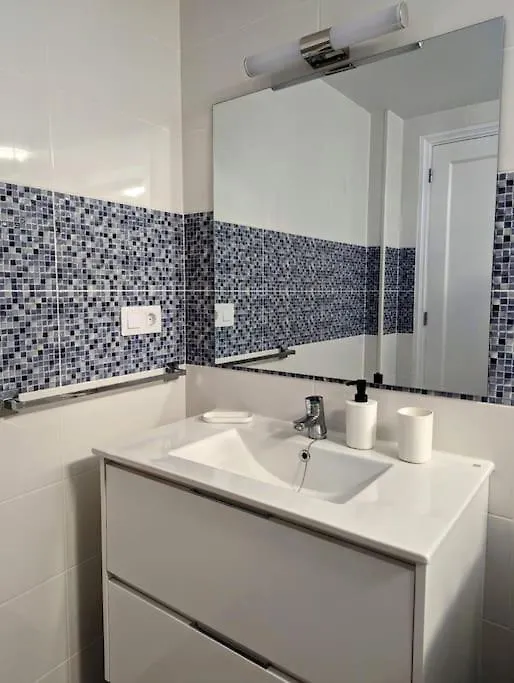 Apartment Charming Flat In Los Molinos With Terrace & Pools, Near Playa Bastian Costa Teguise