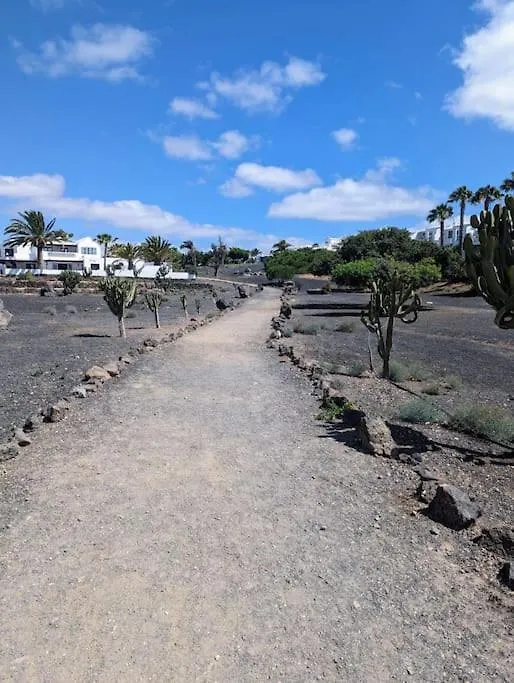 Charming Flat In Los Molinos With Terrace & Pools, Near Playa Bastian Costa Teguise Apartment